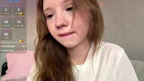 Snapshot of willenasow chatting on 06.27.26 Olivia online show from 06.27.26