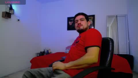 Snapshot of william_steel_ chatting on 05.27.26 William Steel online show from 05.27.26