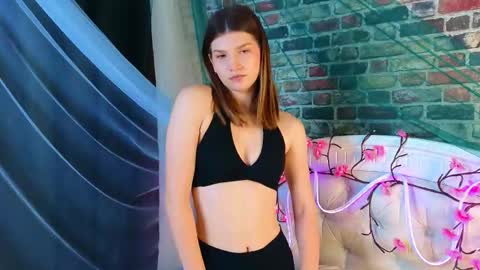 Vicki3 online show from 03.20.26