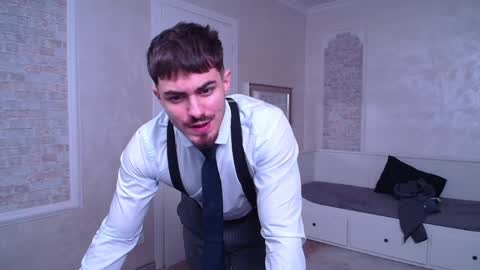 WilsonJules online show from 01.05.25