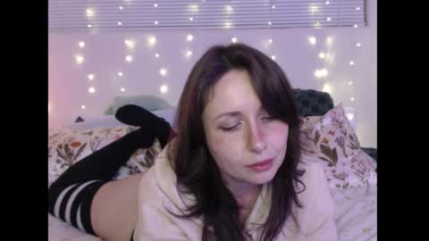 Eevie online show from 02.07.26