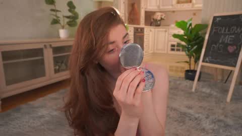 Snapshot of winnieriedesel chatting on 05.28.26 Lillian online show from 05.28.26