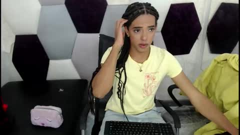 Snapshot of winnybarness chatting on 12.02.25 WinnyBarness online show from 12.02.25