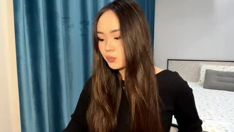 Amina online show from 04.06.26