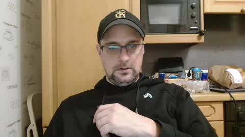 Snapshot of wirzwei8883 chatting on 12.24.24 Dirty online show from 12.24.24