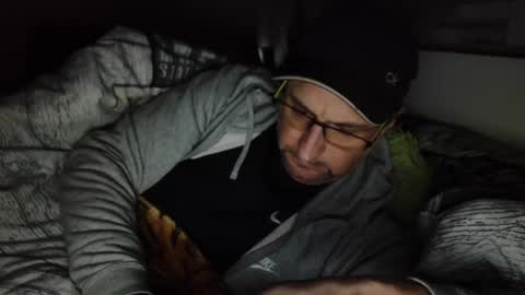 Snapshot of wirzwei8883 chatting on 01.29.25 Dirty online show from 01.29.25