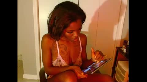 Snapshot of wishhwashy22 chatting on 02.03.26 Chanel online show from 02.03.26