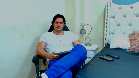 Wiston online show from 02.20.26