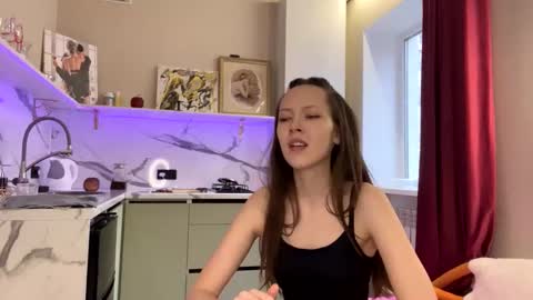 Isobelle online show from 01.23.25