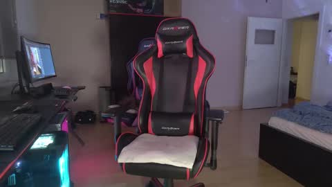 wizzman2442 online show from 02.25.25