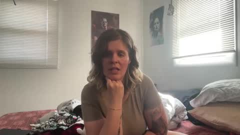 Moth online show from 02.07.25