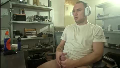 wnhz27 online show from 10.26.25