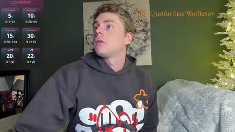 Wolfienov online show from 01.10.25