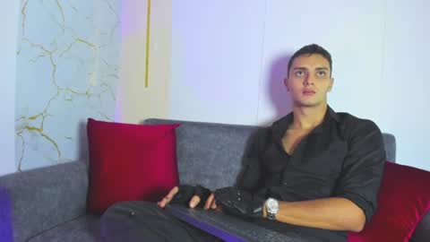Snapshot of wolfkyng chatting on 06.11.26 Andrew online show from 06.11.26