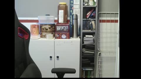 Snapshot of womenizzeer chatting on 01.07.26 Adam online show from 01.07.26