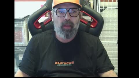 Snapshot of womenizzeer chatting on 02.20.26 Adam online show from 02.20.26