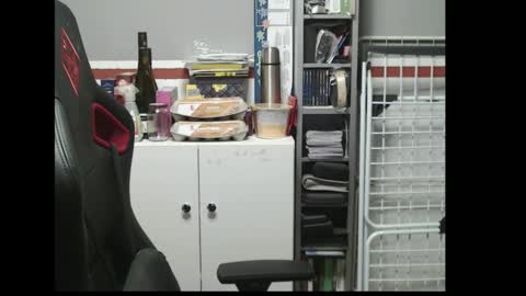 Snapshot of womenizzeer chatting on 03.22.26 Adam online show from 03.22.26