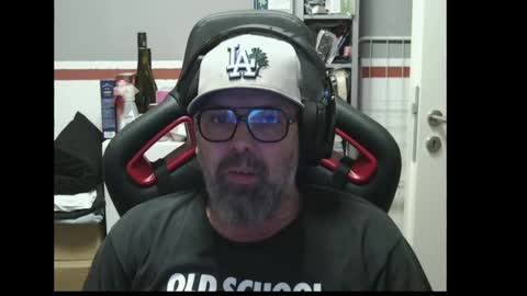 Snapshot of womenizzeer chatting on 03.22.26 Adam online show from 03.22.26