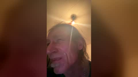 Snapshot of wonderboy3272 chatting on 03.31.26 guido online show from 03.31.26