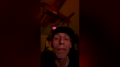 Snapshot of wonderboy3272 chatting on 04.02.26 guido online show from 04.02.26