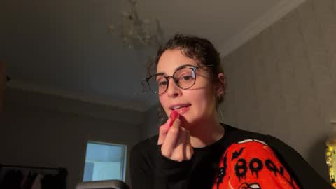 Stia online show from 11.26.25