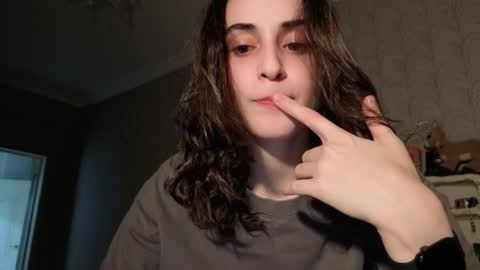 Stia online show from 12.16.25