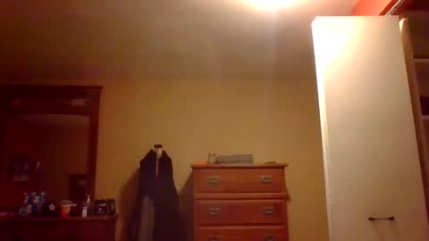 woodeee77 online show from 12.26.24