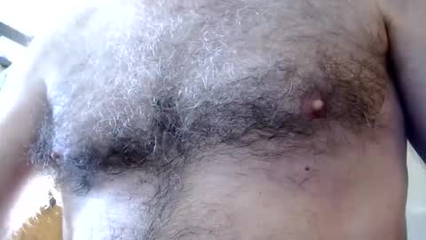 Snapshot of woodiesays chatting on 11.04.25 WoodieSays online show from 11.04.25