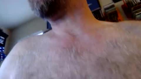 Snapshot of woodiesays chatting on 11.12.25 WoodieSays online show from 11.12.25