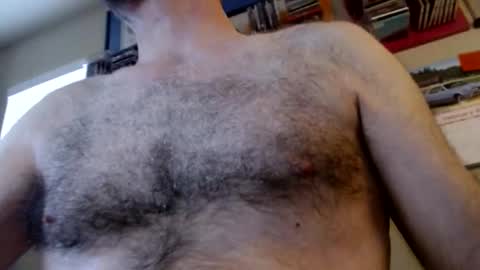 Snapshot of woodiesays chatting on 02.02.26 WoodieSays online show from 02.02.26