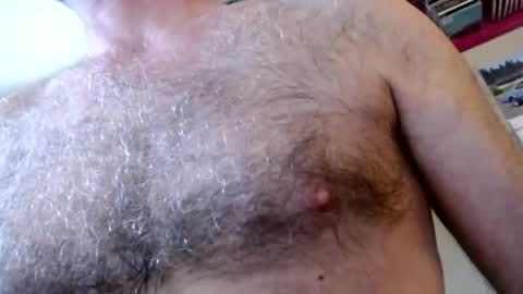 Snapshot of woodiesays chatting on 02.14.26 WoodieSays online show from 02.14.26