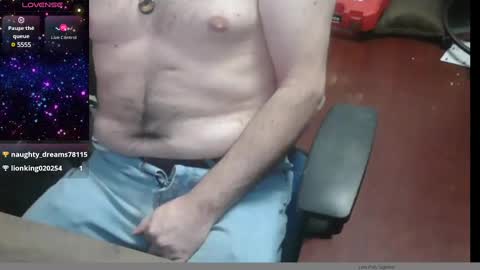 Snapshot of woodworker6473 chatting on 02.21.25 woodworker6473 online show from 02.21.25