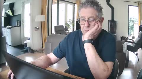 woodwurm and Snoeske online show from 02.12.25