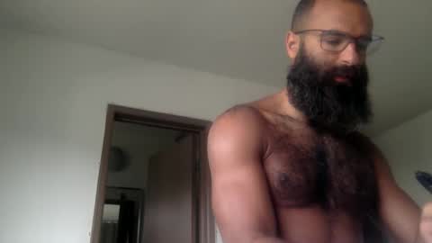 woof_wolf37 online show from 06.04.26