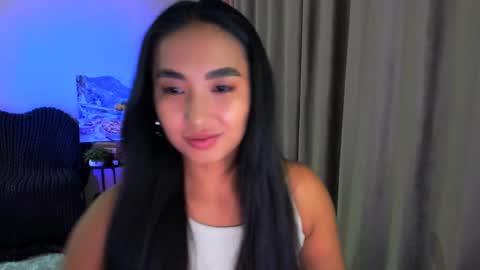 dudetta Kim online show from 02.10.25