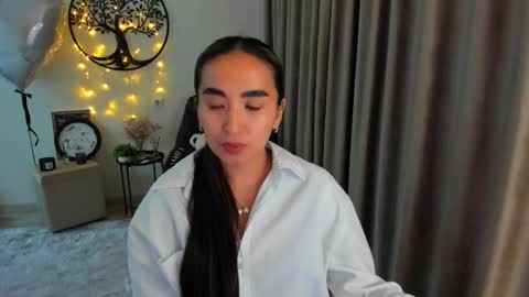 Snapshot of worldofkim chatting on 05.02.26 dudetta Kim online show from 05.02.26