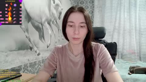 Anna  online show from 02.18.25