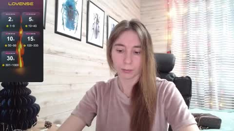 Anna  online show from 11.30.25