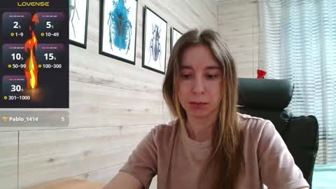 Snapshot of wow_porno_ chatting on 03.08.26 Anna online show from 03.08.26