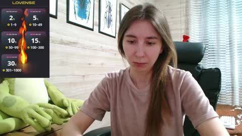 Snapshot of wow_porno_ chatting on 04.04.26 Anna online show from 04.04.26