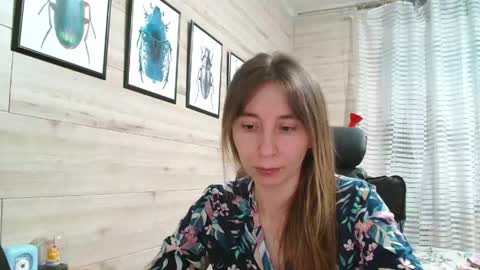 Snapshot of wow_porno_ chatting on 04.27.26 Anna online show from 04.27.26