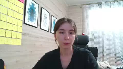 Snapshot of wow_porno_ chatting on 06.27.26 Anna online show from 06.27.26
