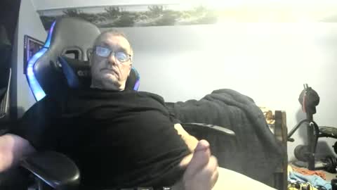 wowsers2022 online show from 10.18.25