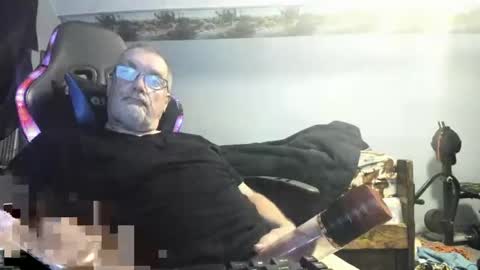 wowsers2022 online show from 10.19.25