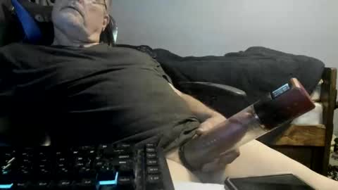 wowsers2022 online show from 11.25.25