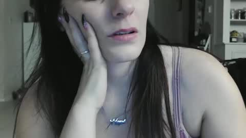 Snapshot of wrenleigh chatting on 12.25.24 Crystal Lake online show from 12.25.24