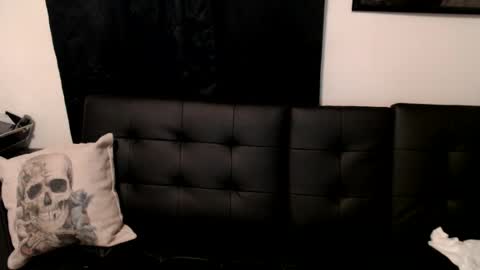 Snapshot of wrenleigh chatting on 07.07.26 Crystal Lake online show from 07.07.26