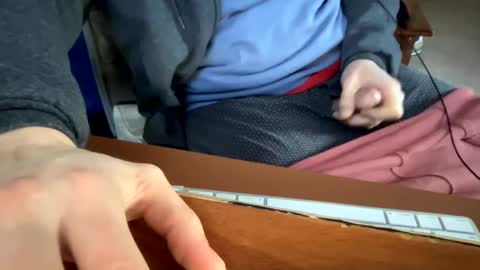 Snapshot of wucious chatting on 12.26.24 wucious online show from 12.26.24