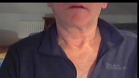 Snapshot of wuki123 chatting on 02.28.25 Wuki online show from 02.28.25