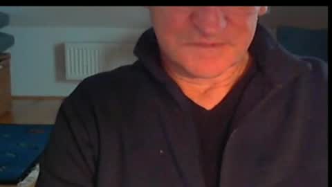 Snapshot of wuki123 chatting on 11.27.25 Wuki online show from 11.27.25